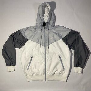Nike Sportswear Windrunner Windbreaker Zipup Jacket White/Grey M
